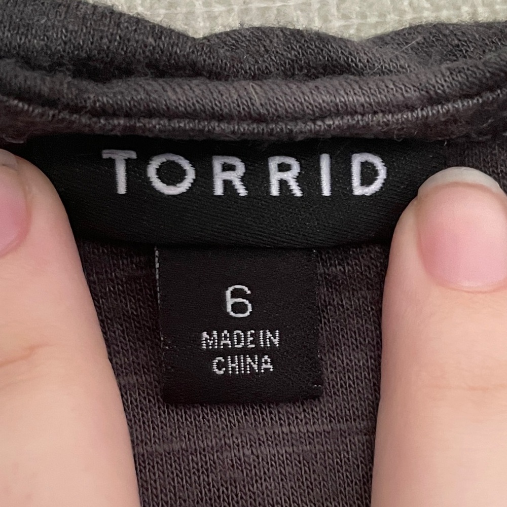 Torrid Off-Shoulder Soft Tee - Picture 3 of 3